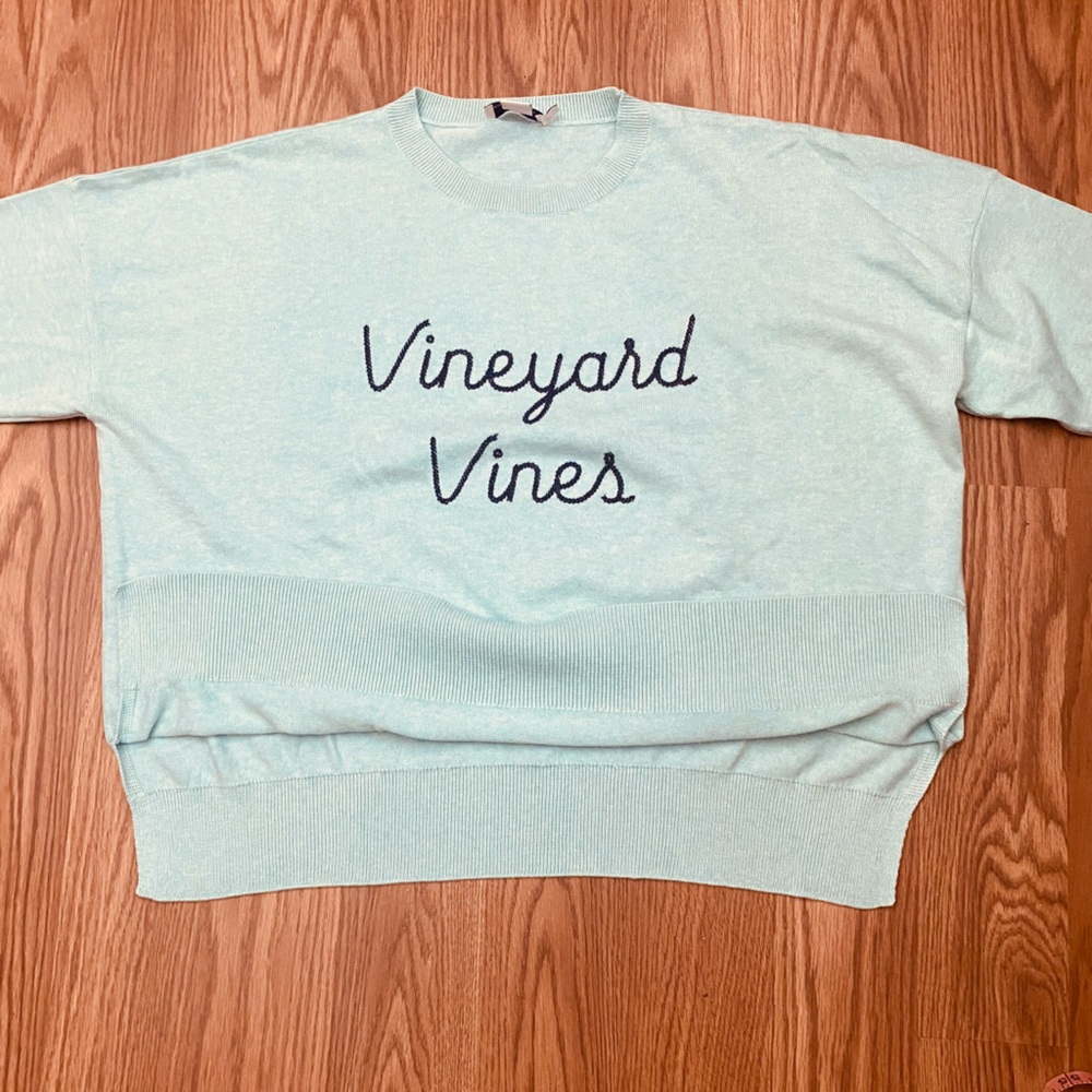Vineyards  Vine Woman’s Size XL Pullover Embroidered Sweater Spell Out Logo - Picture 8 of 11
